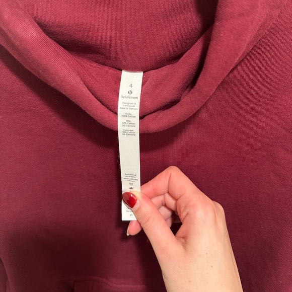 Lululemon Turtleneck Sweatshirt - Picture 2 of 4